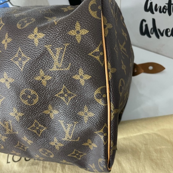 Louis Vuitton Speedy 40 - Picture 14 of 16